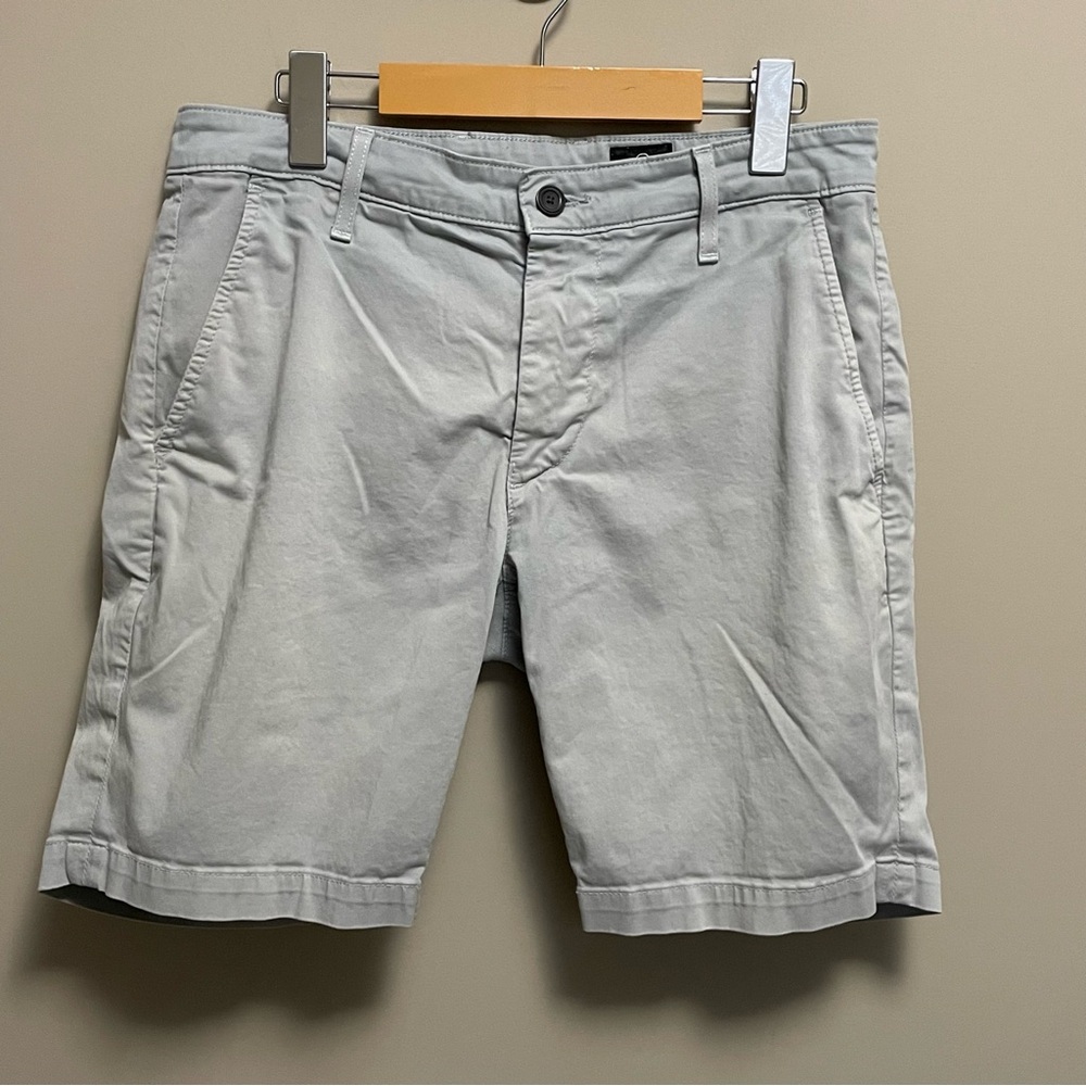 AG Adriano Goldschmied The Wanderer Grey Chino Shorts Men’s 31 R